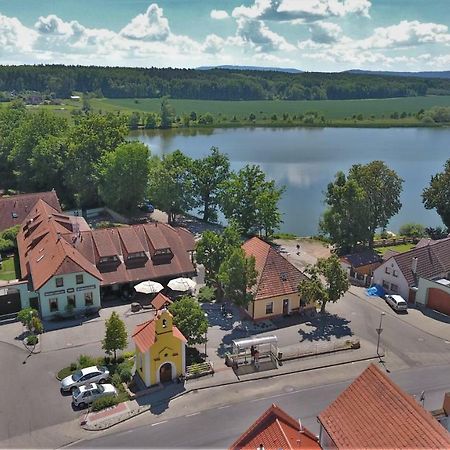 Готель Sindlovska Krcma Чеське Будєйовіце Екстер'єр фото